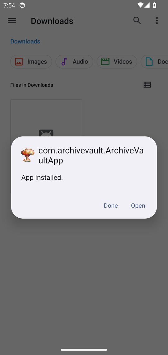 Android 14 app installed dialog showing the app's technical name